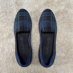 EUC Navy Plaid Loafers